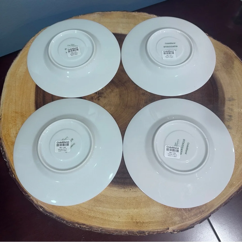 Crate&Barrel Staccato Cup & Saucer Set of 4